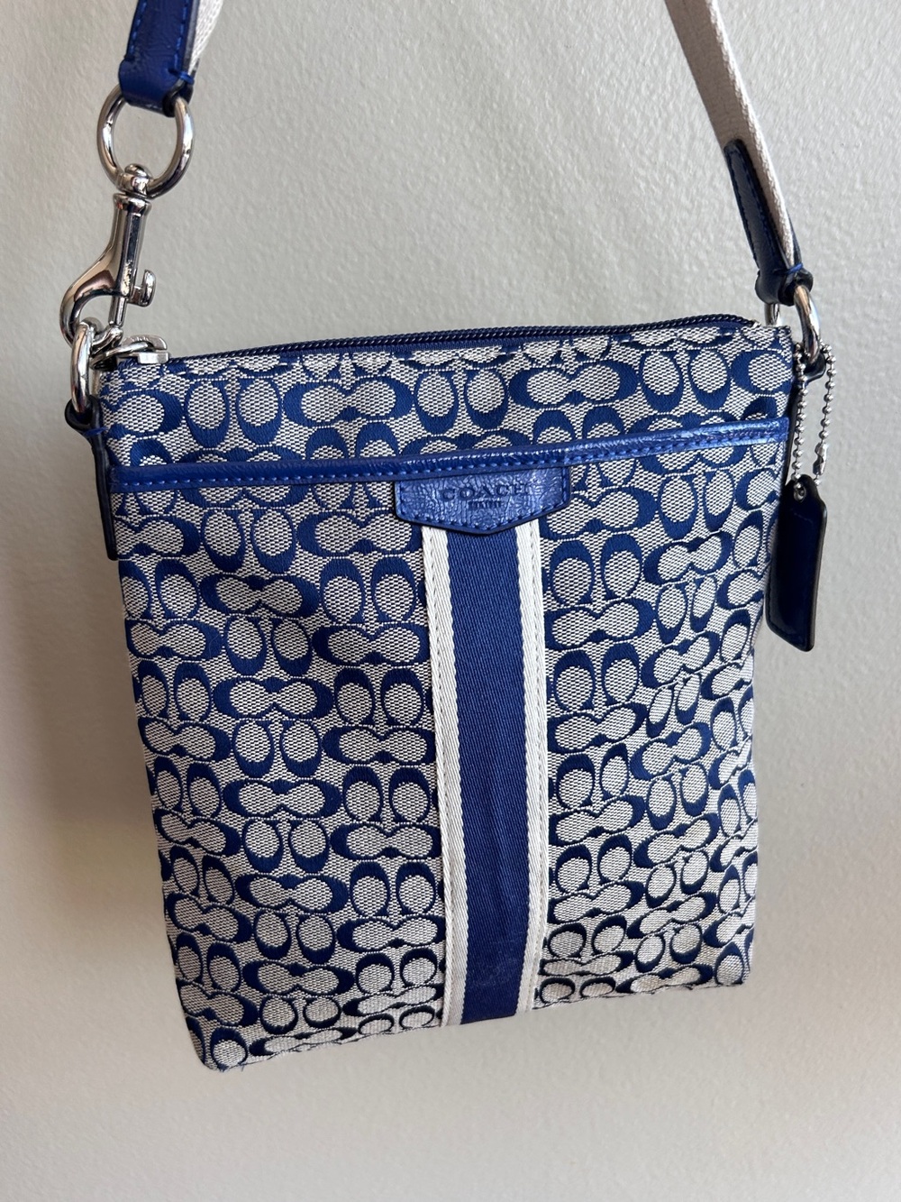Coach Signature Blue Stripe Swingpack Crossbody Purse Canvas Leather
